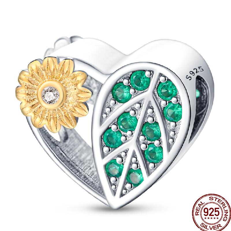 Copper Jewelry Pendant Early Spring Four Leaf Clover Flower Charm Fit Pan Beads Jewelry Birthday Diy Gift Fine Jewelry