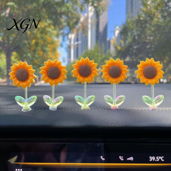 Interior Aesthetic Accessories 5Pcs Wobble Sunflower Car Dashboard Decor, Resin Spring Flower Ornament Cute Office Desk Decorations with Non