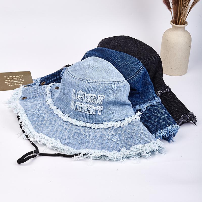 The new western denim bucket hat shows the personality, small face and old mountaineering hat, sunshade design sense, niche basin hat tide