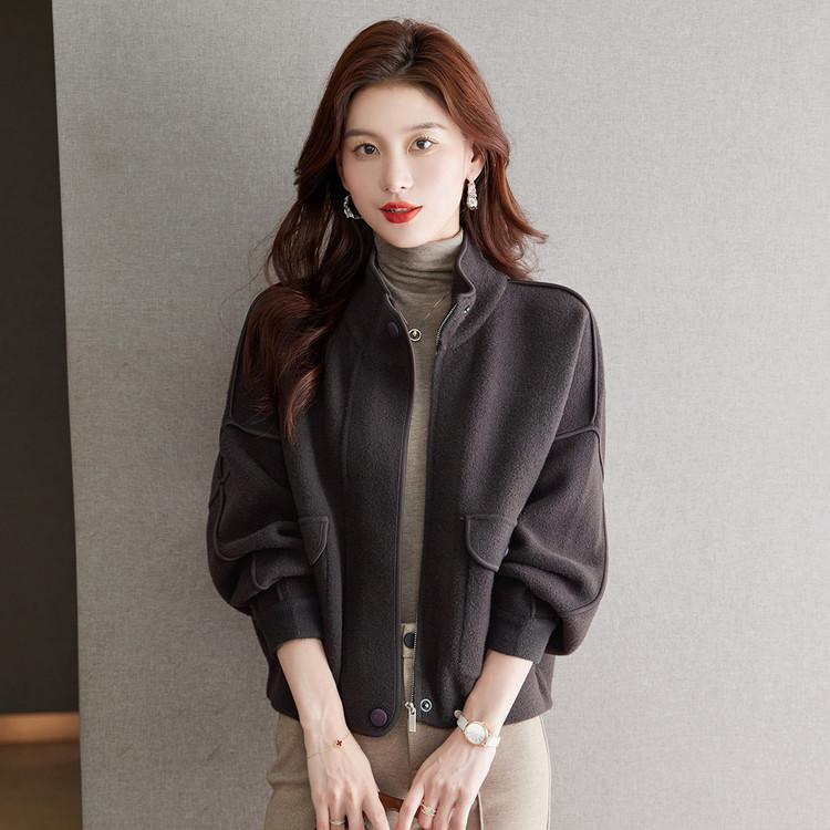2025 Autumn/Winter New Small Fragrant Style Fashionable Knitted Cardigan Top Western Casual Coat for Women