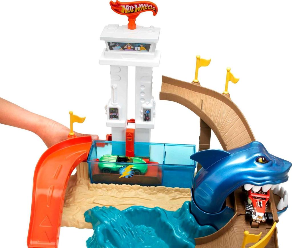 [Amazon.co.jp Exclusive] Hot Wheels Color Shifters Biting Shark Playset [Includes 1 Mini Car] [Ages 4 and Up] BGK04