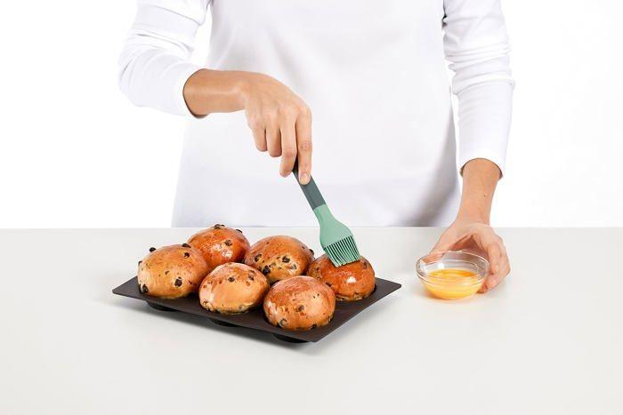 Pinceau de cuisine - Lékué - 0208040V28 - Silicone platine - Manche ergonomique - Résistant jusqu'à 220°C