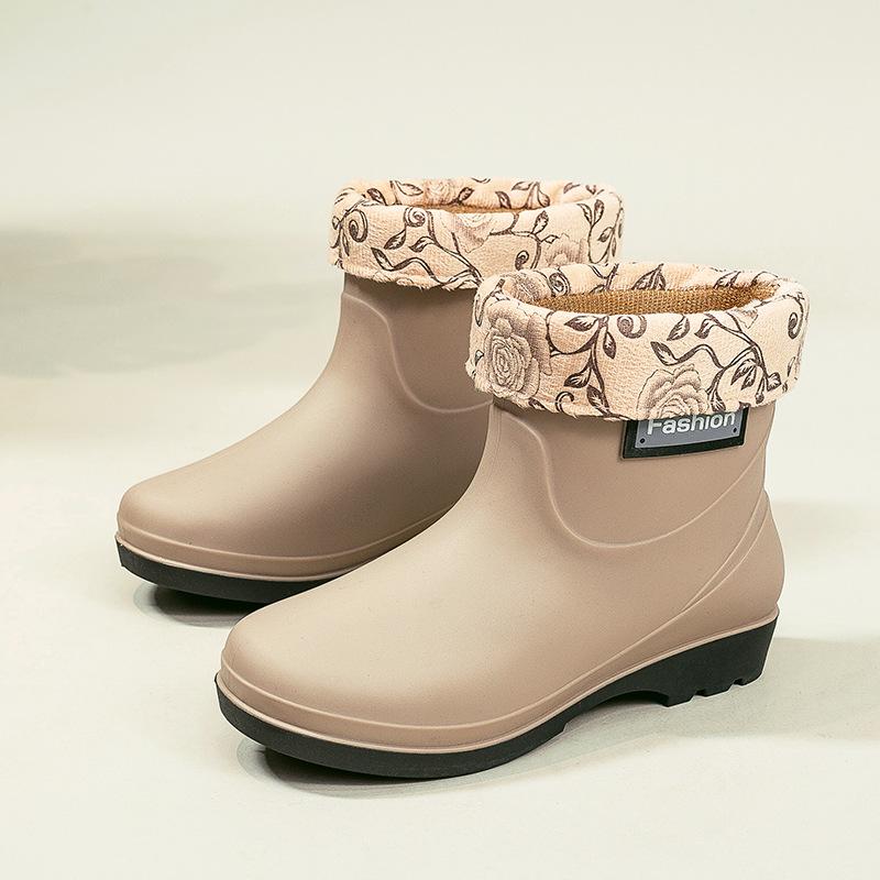 

Женские легкие резиновые дождевые сапоги в корейском стиле - короткая голенище, теплые, модные, водостойкие, идеально подходят для лета и использования на кухне. 37