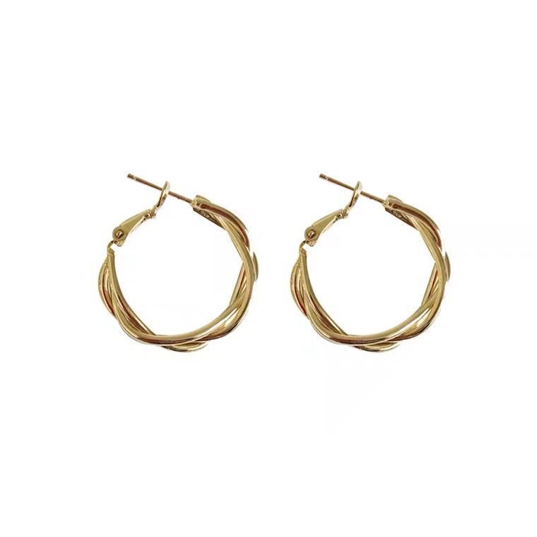 111 Silver needle twist curved twist earrings, simple geometric earrings Internet celebrity earrings