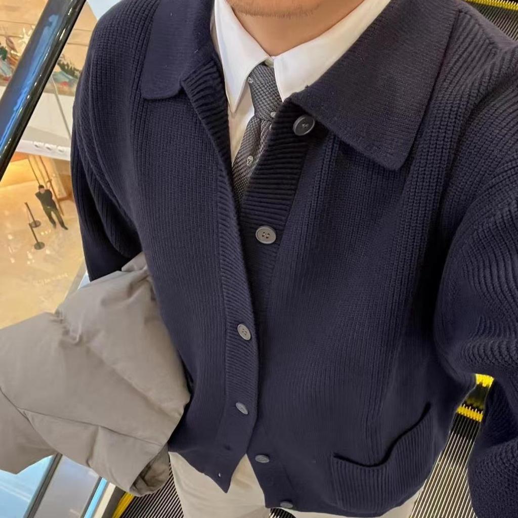 Men's Dark Blue Retro Knit Cardigan with Turn-Down Collar - Versatile Casual Sweater for Autumn and Winter