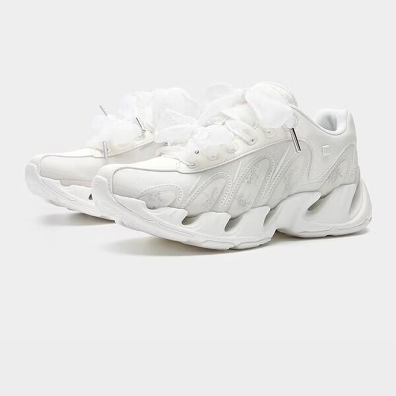 

FILA Goddess Festival V-Head Platform Sneakers EUR 36 W
