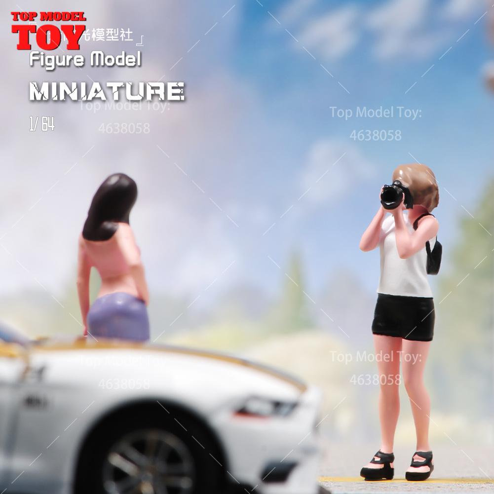 Painted Miniatures 1/64 Scale Beauty Handsome Boy Policeman Girls Male Female Scene Figure Model For Car Vehicles Decorate