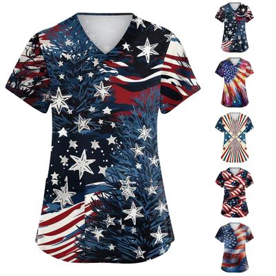 Chemise de travail décontractée tendance pour femme avec imprimé drapeau américain et étoiles pour la fête de l'indépendance, col en V, manches courtes, fentes latérales doubles et poches