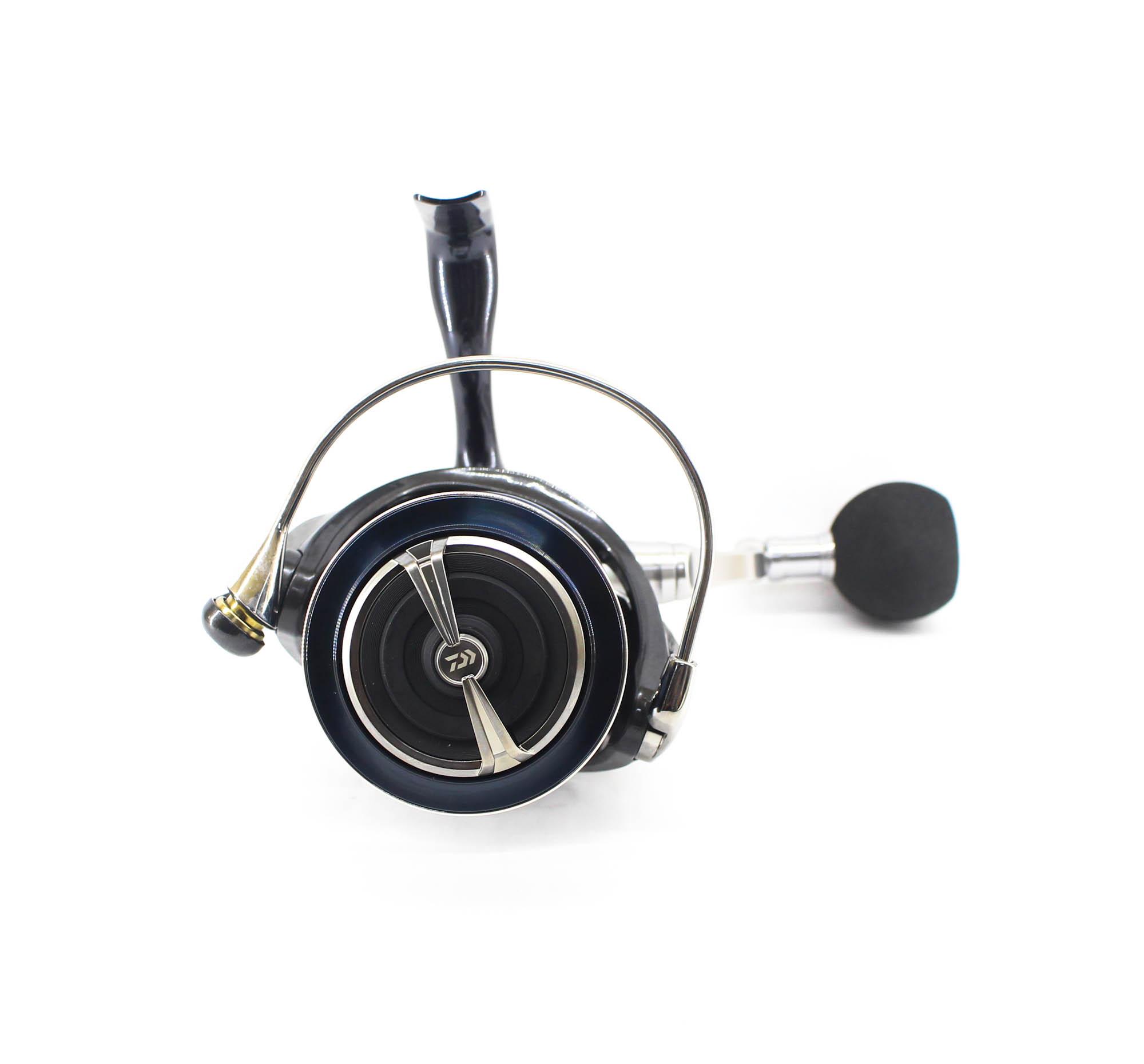 

Катушка Daiwa для спиннинга 21 Certate SW 6000-P (3723)