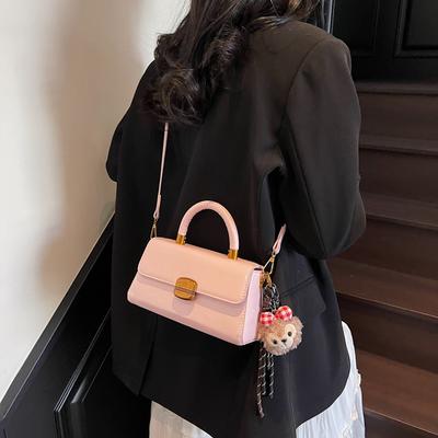 Hochwertige Retro-Tasche Damen-Tasche neue vielseitige Umhängetasche modische tragbare kleine quadratische Tasche