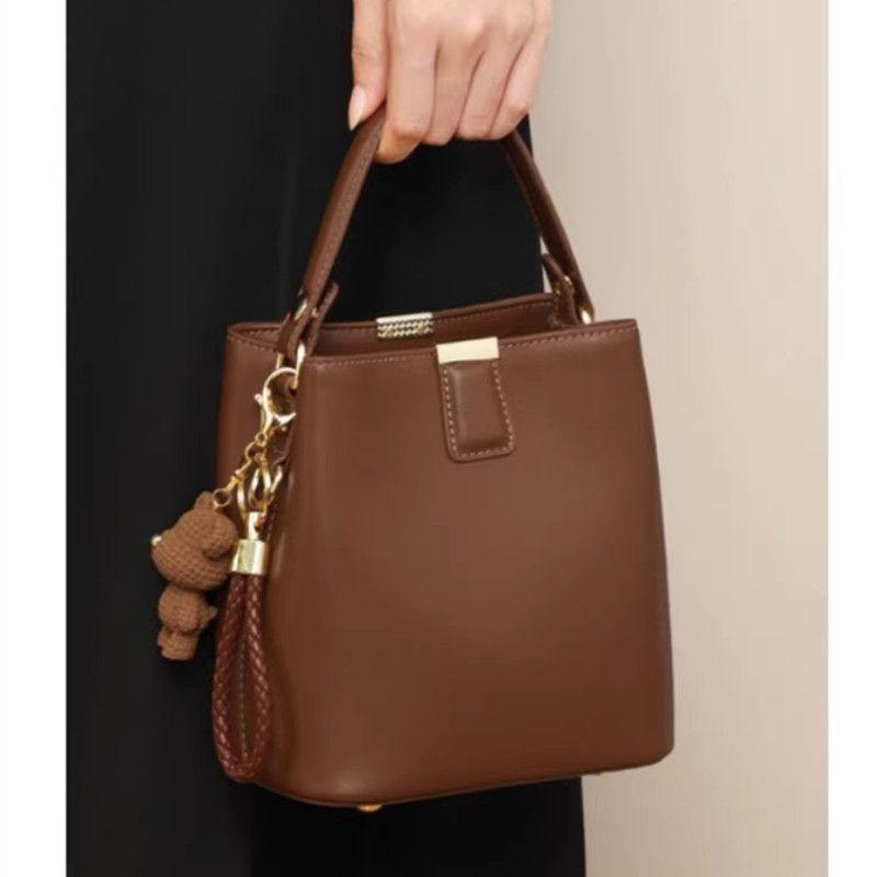 Trend imitation woven bag casual versatile portable bucket bag retro large capacity shoulder messenger bag