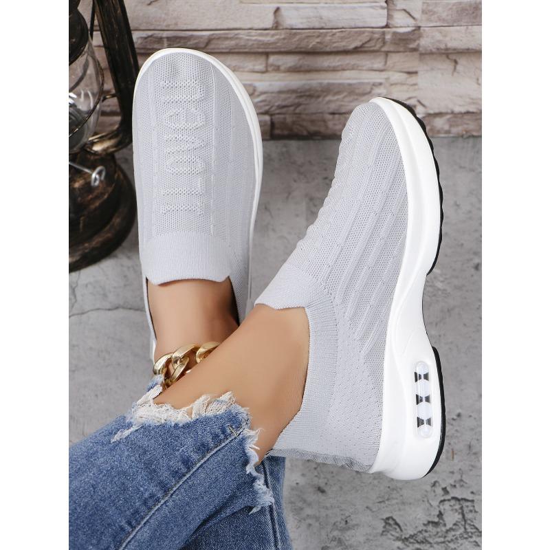 Plus Size Women's Athletic Casual Mesh Shoes Round Toe Low-Top Breathable Mesh Slip-On Slip-Ons