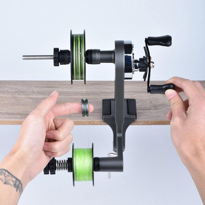 Light weight Fishing Line Spoolers Rotate Reel Baitcasting Reel Spooling Carps During Fishing Activity