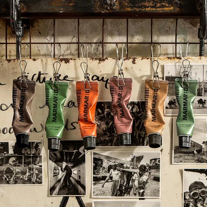 

Hand cream 50ml 6 types, choose 1 Leatherwood 50ml