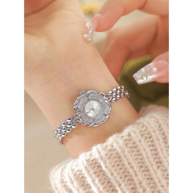 Women's Watch Brand Light Luxury Medieval Gold Camellia Bracelet Wristwatch Waterproof Ladies Fashion Quartz Watches Gift