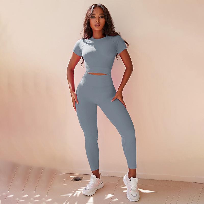 Pink Solid Color Short Sleeve Yoga Set - Two-Piece Summer Outfit