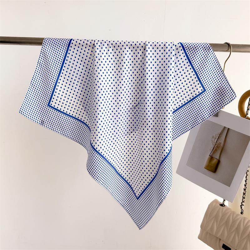 Luxury New Printed Scarves Women's Silk Scarf Spring and Summer Floral Decorations Small Neckties Hairbands Bags Wholesale