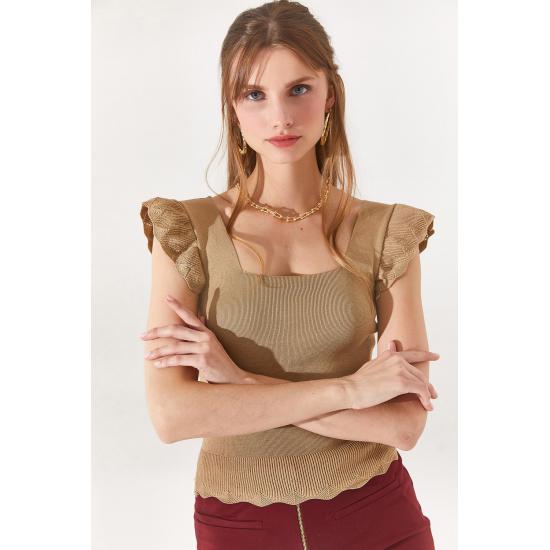 Women's Ecru Sleeve Frilly Square Collar Summer Knitwear Blouse