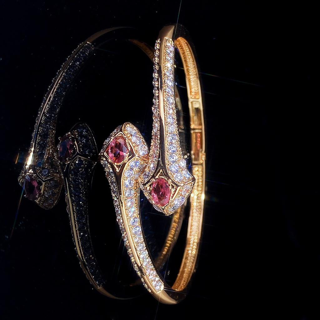 Doppelschlangen-Design Nischen-Armband mit Vollbesatz aus Zirkonia für Damen