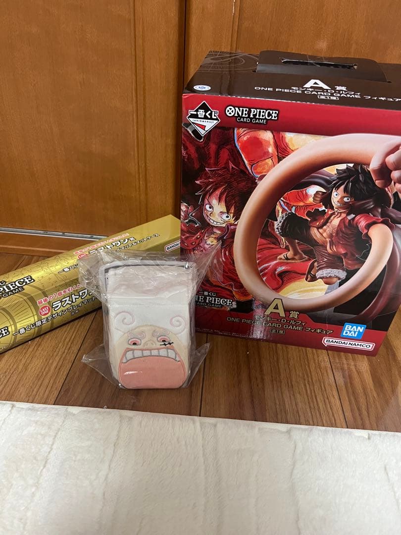 Лотерея по карточной игре One Piece