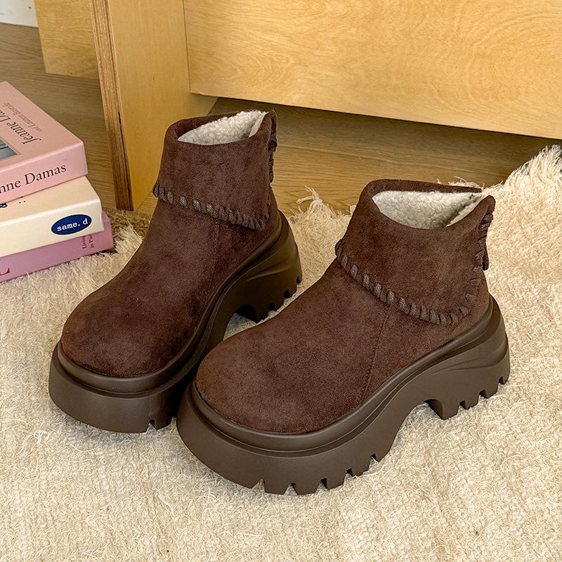 Women's Plus Size Thickened Autumn and Winter Warm Anti-cold Snow Boots Padded Lined Ankle Boots Non-slip Hiking Cushioned Sports Cotton Boots