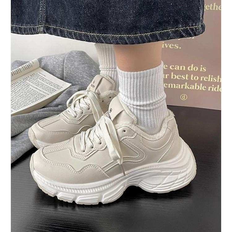 Premium sense versatile platform white shoes women's spring and autumn muffin heightening board shoes 2025 new popular casual sports shoes