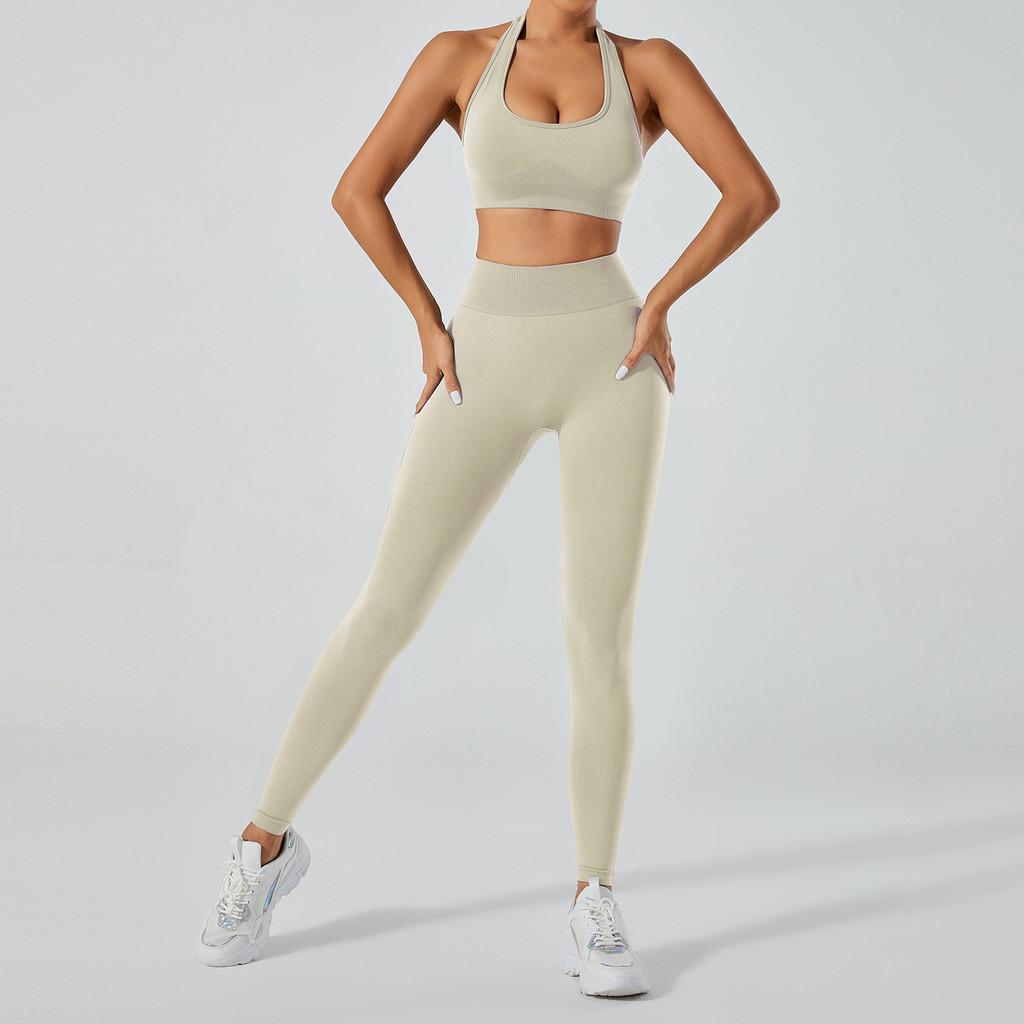 Seamless Yoga Set For Women With Quick Dry Fabric Perfect For Running And Fitness Activities