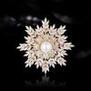 Brilliant Snowflake, High-end Femininity, Versatile and Light Luxury Brooch