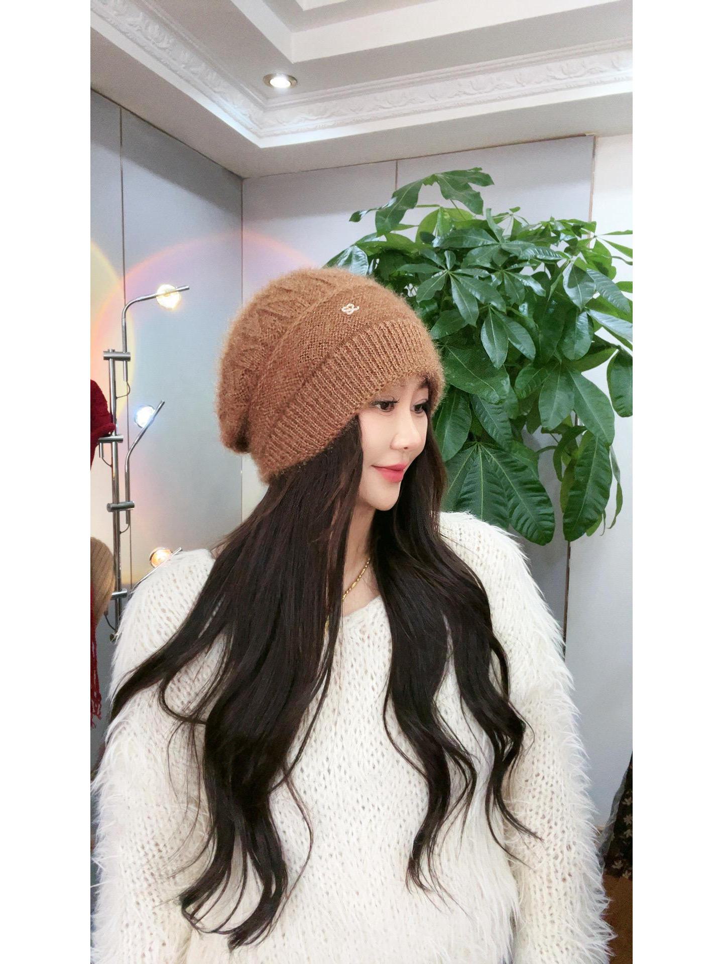 

Двухслойная вязаная шерстяная шапка с большой окружностью головы и теплой подкладкой из толстого бархата