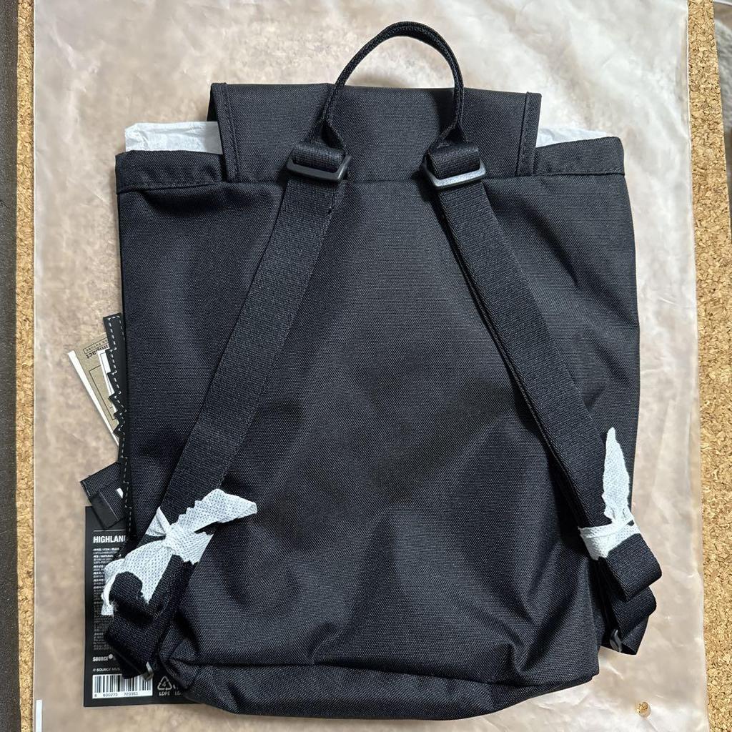 アイドル LESSERAFIM X Jansport highlands minipack Highlands Mini Pack – JanSport US