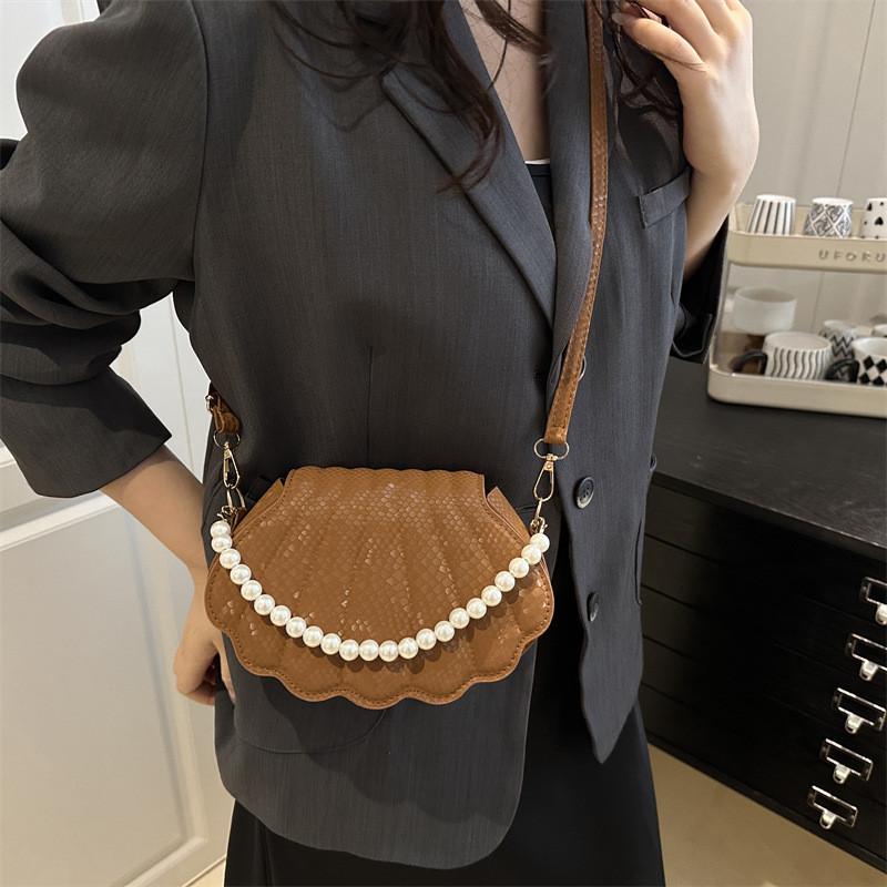Creative Leather Shoulder Bag With Pearl Chain For City Style And Evening Out
