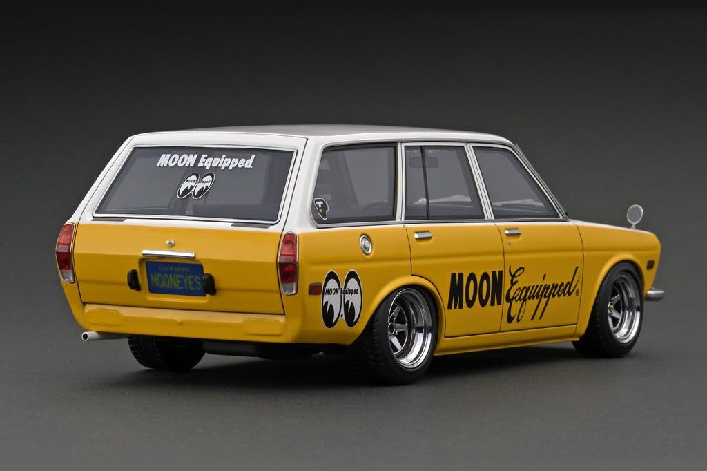 TARMACWORKS ignition model Datsun Bluebird Wagon Finished Product × 1/18 (510) Yellow/White
