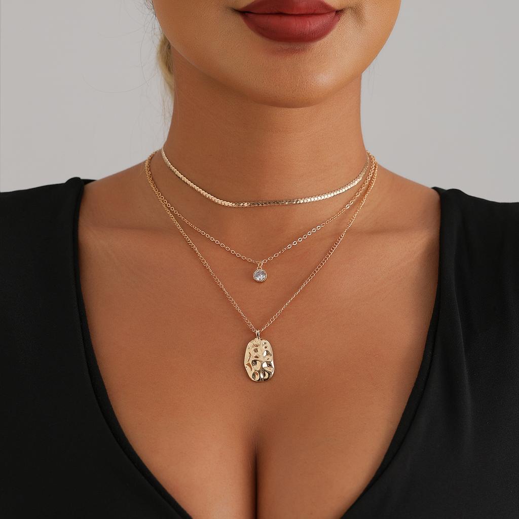 Jewelry Bohemian Retro Style Special-Shaped Pendant, Water Drop Collarbone Chain, Light Luxury Necklace.