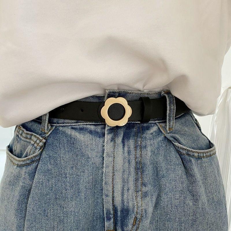 Heart Shaped Buckle Casual Belt For Women Stylish Vintage Design Perfect For Skirts
