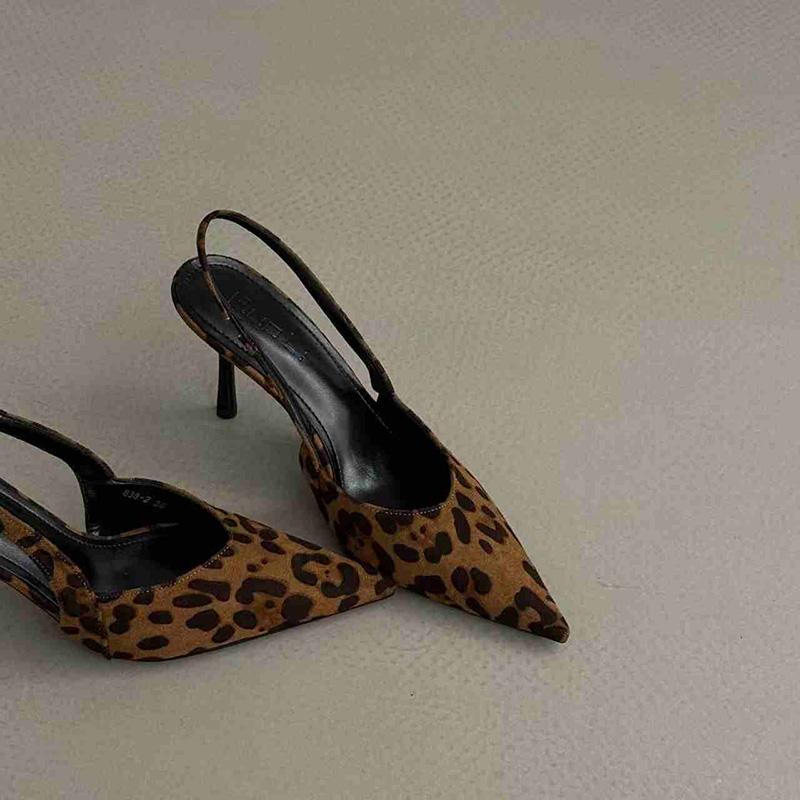 Fashion 2025 Summer Leopard High Heel Women Sandals Fashion Pointed Toe Shoes Design Style Banquet Party Sandals Shoes