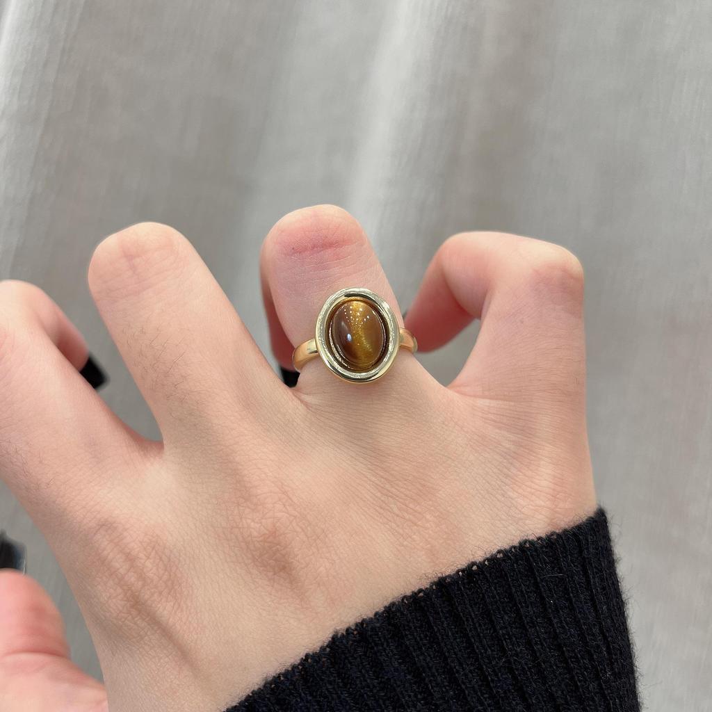 Goldener Retro-Ring mit Tigerauge-Stein: Westlicher ethnischer Stil, einzigartiger offener Luxusring für Frauen