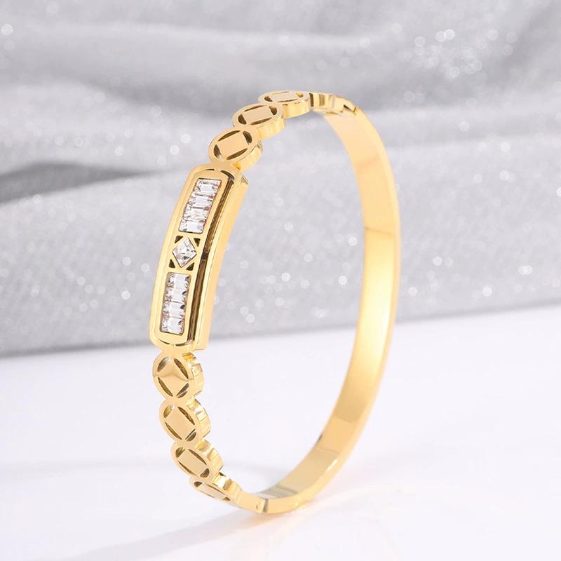 Fashionable Stainless Steel Inlaid Zirconium Copper Money Bracelet for Women Gold Cut Hollow Bracelet Party Daily Jewelry