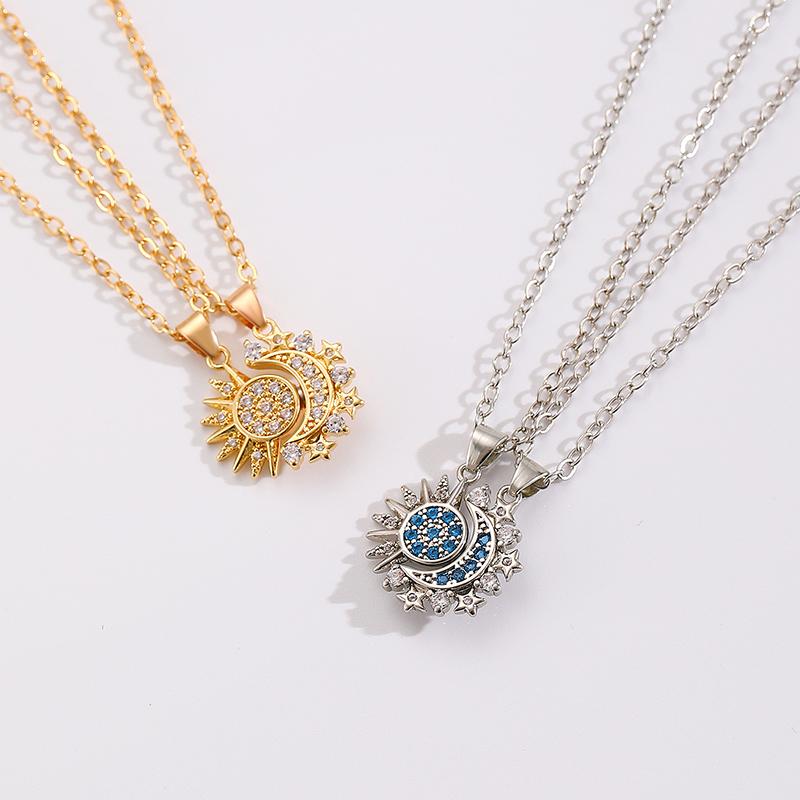 Set da 2 Pezzi Collane con Ciondolo Magnetico Sole e Luna per Donne Uomini Metallo Zircone Strass Set Collane Coppia Sole e Luna Gioielli Regali