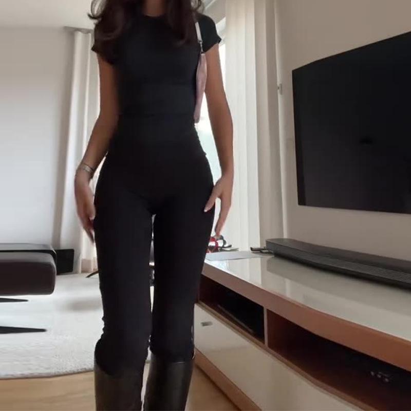 2024 Women’s Solid Color Stretch Slim-Fit Two-Piece Set: Short Sleeve Top and Long Pants