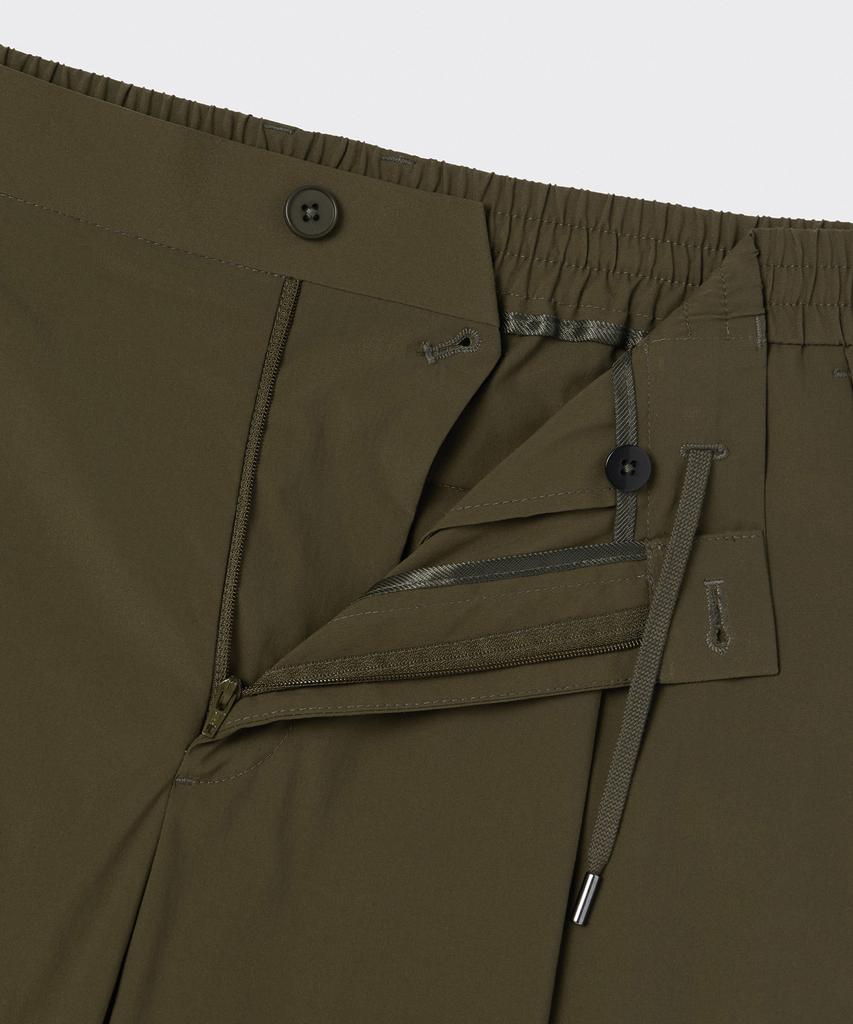 MUSINSA STANDARD Solotex One-Pleat Wide Comfort Elastic Waist Pants [Khaki]