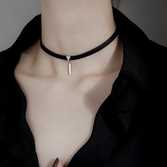 

Minimalist Clavicle Chain Simple Charming Geometric Style Necklace Choker for Daily Wear