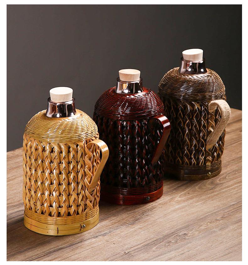 Bamboo Rattan Hot Water Bottle & Retro Thermos for Winter Tea Gatherings