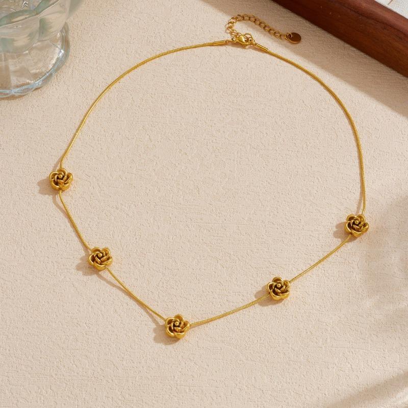 

Gold Plated Rose Pendant Necklace with Five Flower Charms on Snake Chain