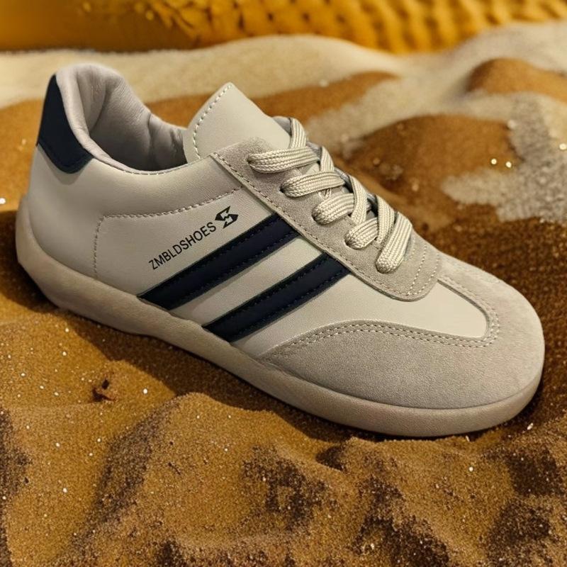 Soft-soled women's new breathable flat-soled versatile big head shoes, light shoes, sports and leisure board shoes