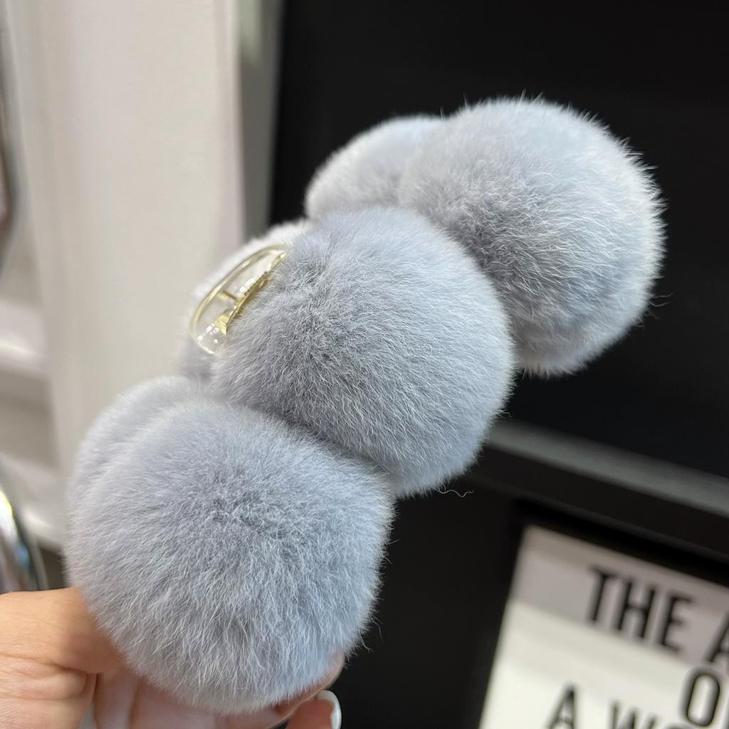 Autumn and winter temperament model~ Rex rabbit hair ball grab clip large plush hair grab back head shark clip hairpin headgear