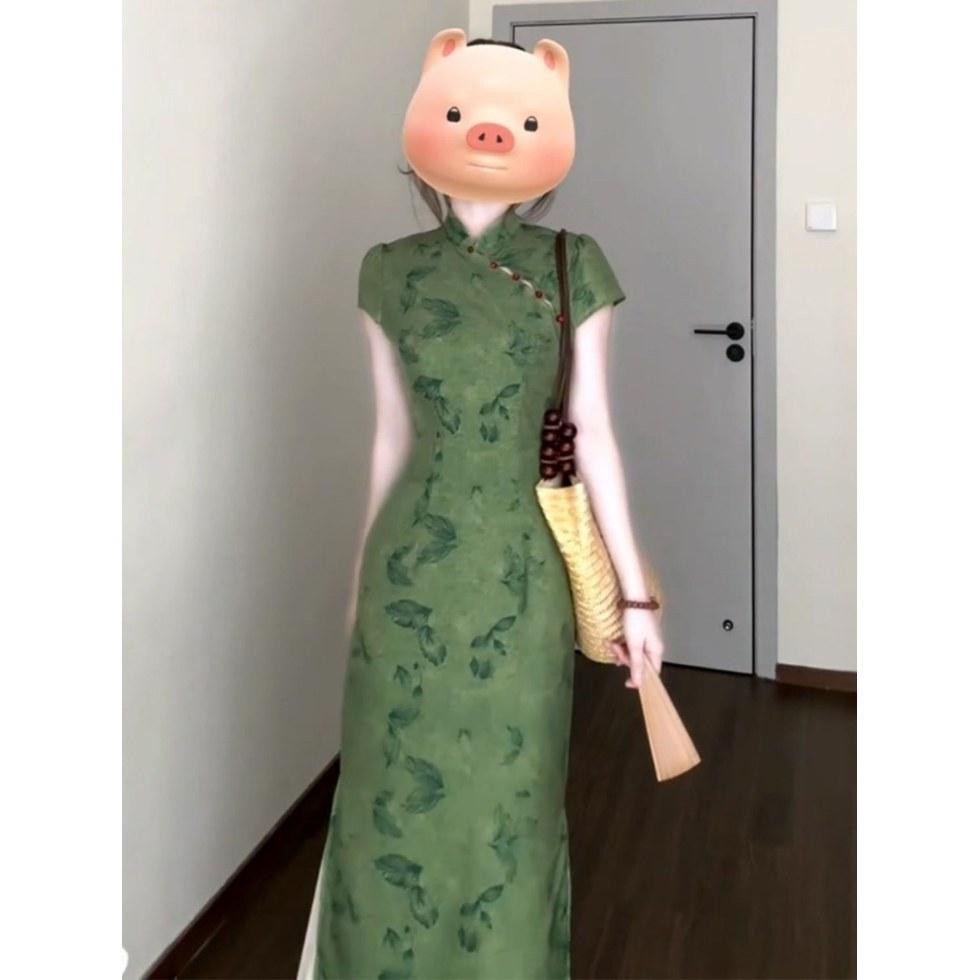 Beautiful and thin, new Chinese style, improved cheongsam, short-sleeved green dress, women's spring body is beautiful, waist