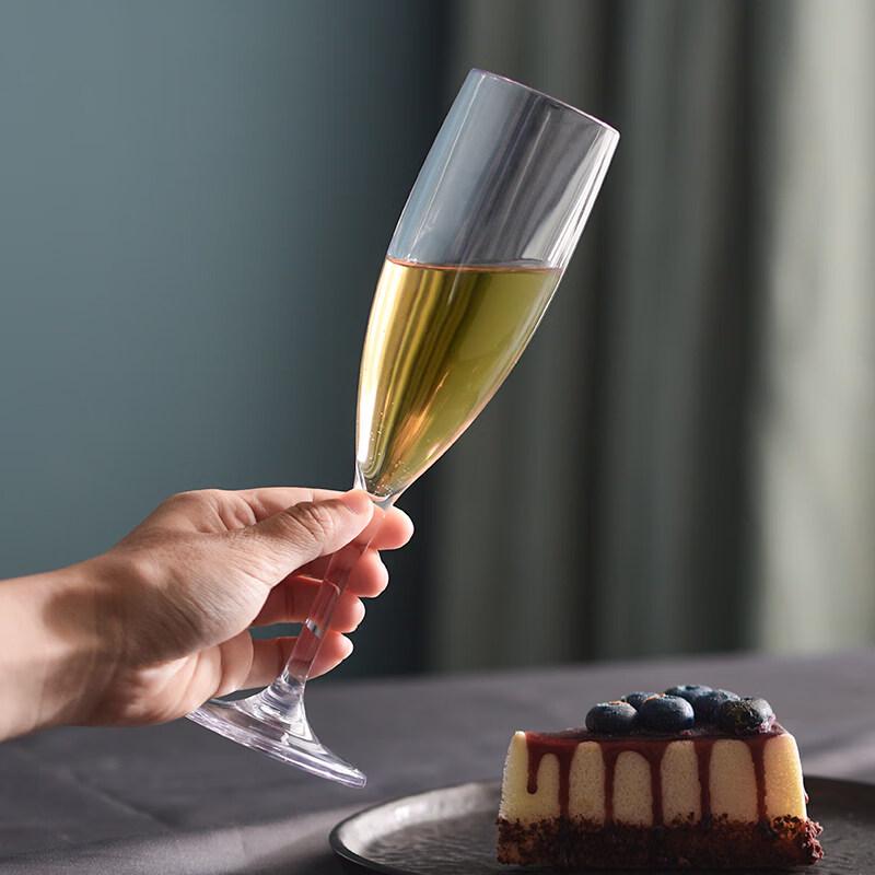 ZISIZ Japanese Style Transparent Plastic Red Wine Glass