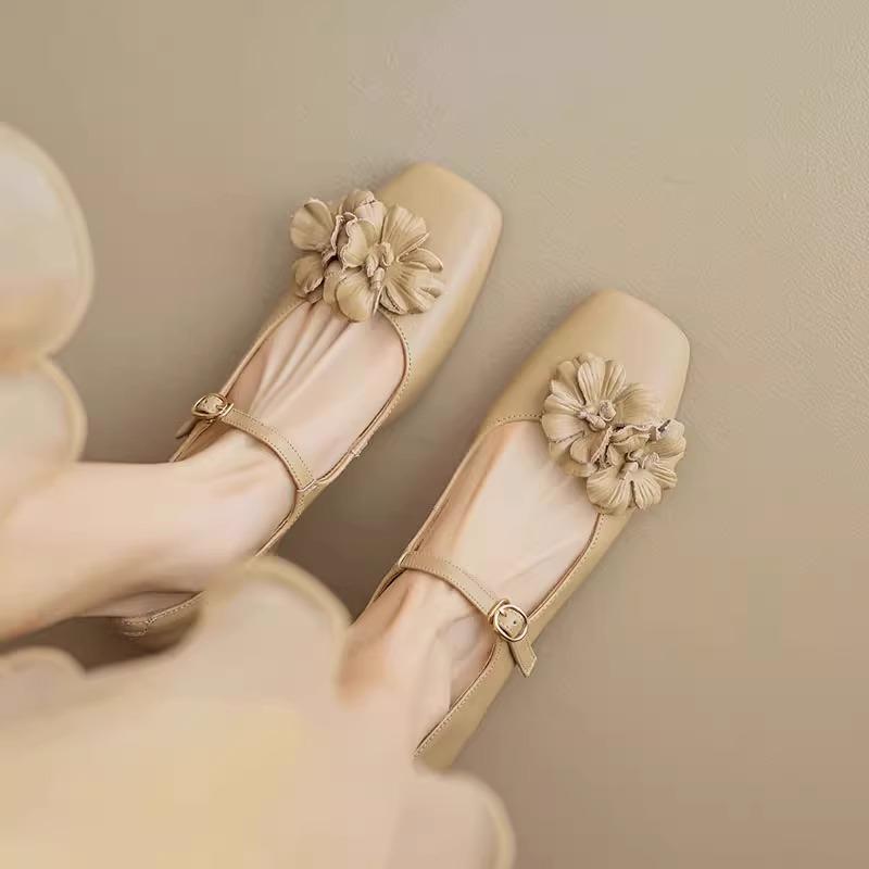 Flower Decoration Shoes for Ladies Square Toes Chunky High Heels Front Strap Female Pumps Buckle Tacones Chassure Femme Solid