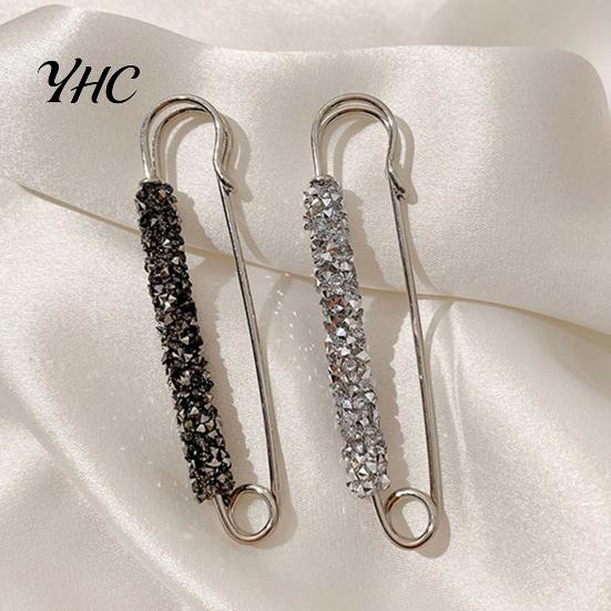 Shawl Clip Fashion Faux Crystal Waist Buckle Fixed Strap Charm Lady Brooch Pin Safety Sweater Cardigan Jewelry Accessory Jean Button