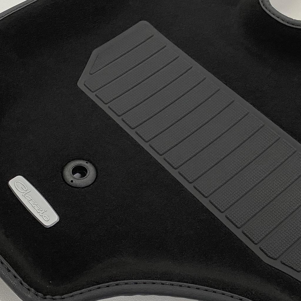 Clazzio Floor Mat 3D Type 1st Row Only Carry Super Carry DA16T NT100 Clipper DR16T Scrum Truck DG16T Minicab Truck DS16T Standard type black